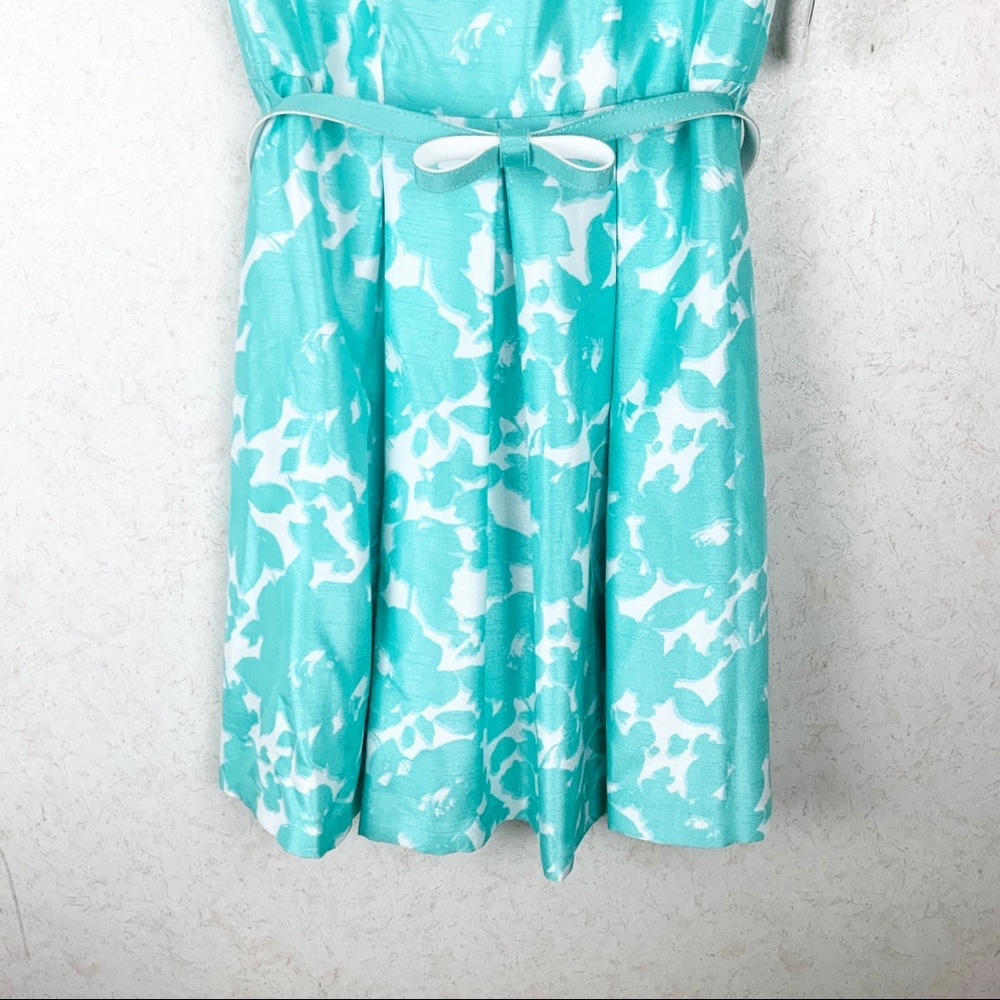 Danny And Nicole Blue White Floral Fit & Flare Dress Belt Spring Wedding Guest - Picture 2 of 7